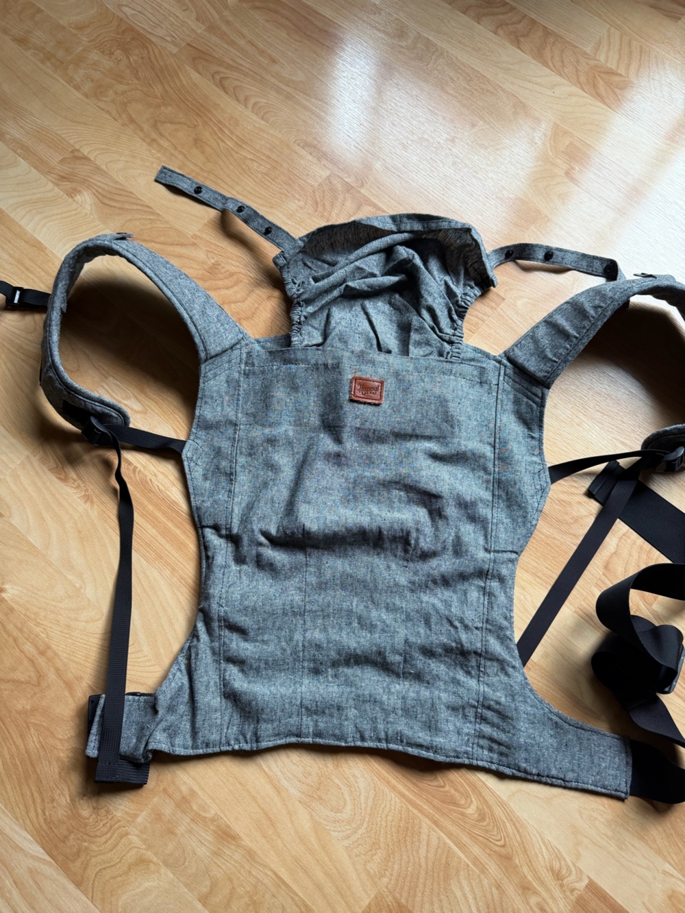 Happy Baby Original OG carrier gray